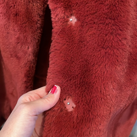 1XL Time & tru RED PLUSH FAUX FUR jacket magnetic snap closure big fluffy collar - Picture 5 of 16